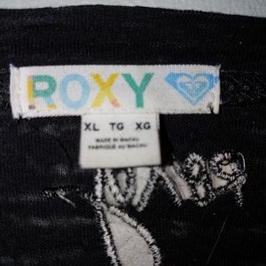 Roxy long sleeve top